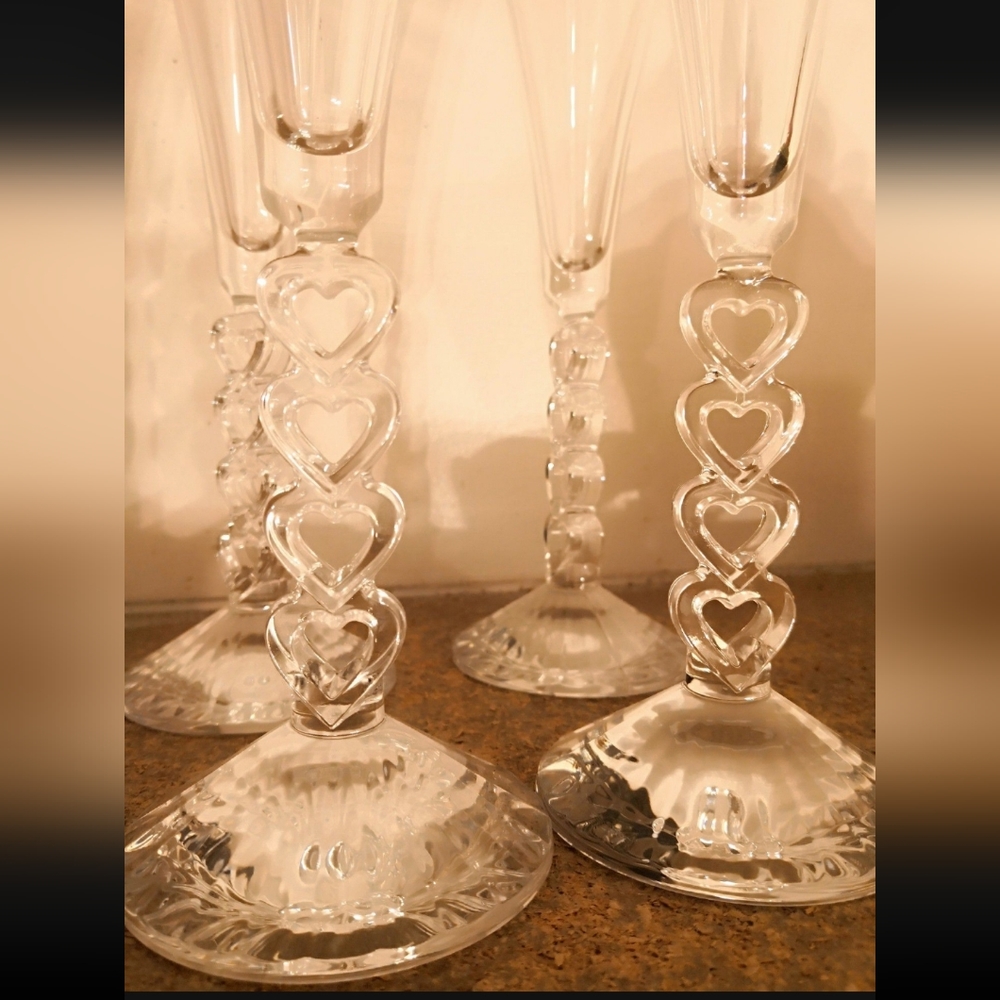 SALE Special Occasion ♥️ Stem Glasses set of 4